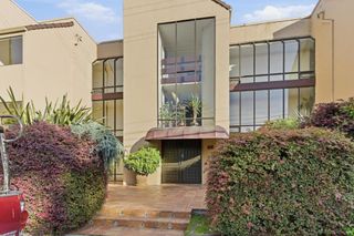58 E Poplar Avenue 4, San Mateo, CA 94401