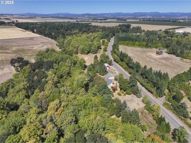 8205 Sw BROADMEAD Rd, Amity, OR 97101
