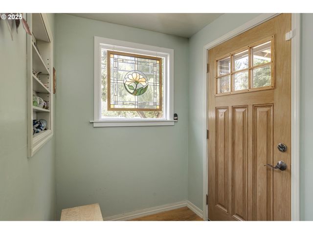 8205 Sw BROADMEAD Rd, Amity, OR 97101
