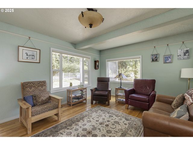 8205 Sw BROADMEAD Rd, Amity, OR 97101