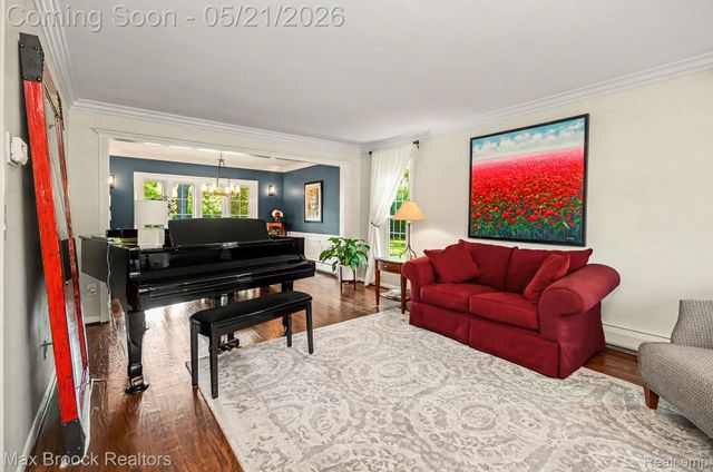 23049 Nottingham Drive, Beverly Hills Village, MI 48025