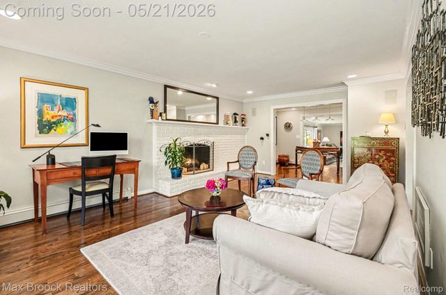 23049 Nottingham Drive, Beverly Hills Village, MI 48025