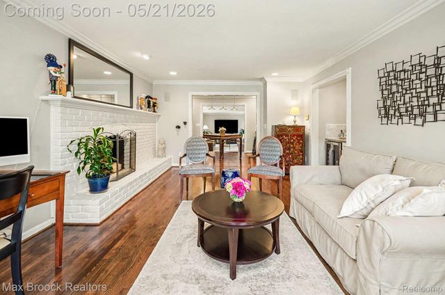23049 Nottingham Drive, Beverly Hills Village, MI 48025