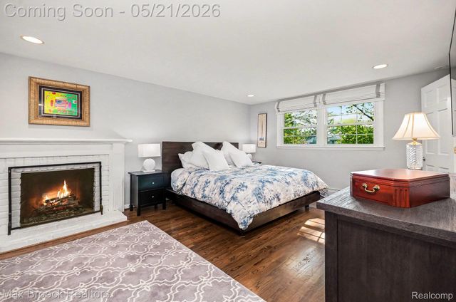 23049 Nottingham Drive, Beverly Hills Village, MI 48025