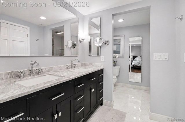 23049 Nottingham Drive, Beverly Hills Village, MI 48025
