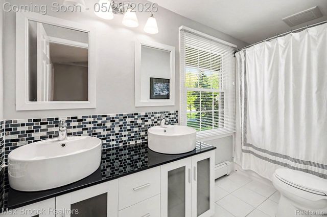 23049 Nottingham Drive, Beverly Hills Village, MI 48025