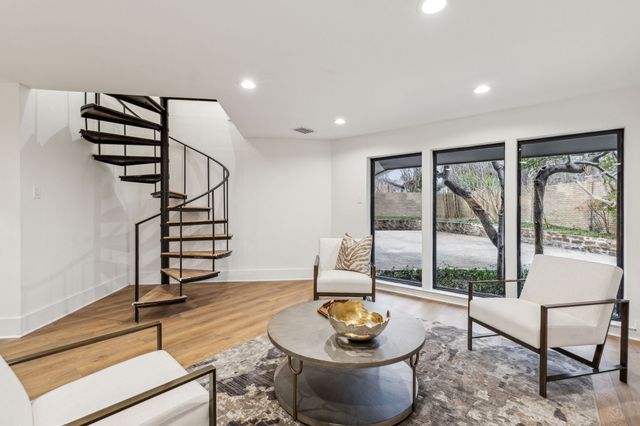 7420 Royal Lane, Dallas, TX 75230