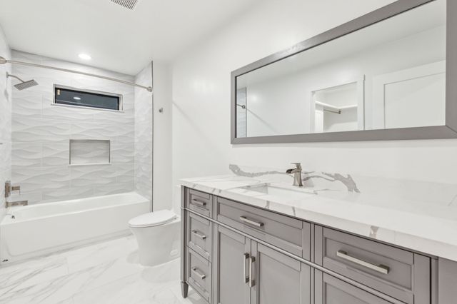 7420 Royal Lane, Dallas, TX 75230