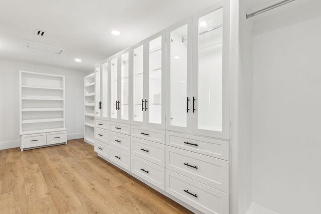 7420 Royal Lane, Dallas, TX 75230