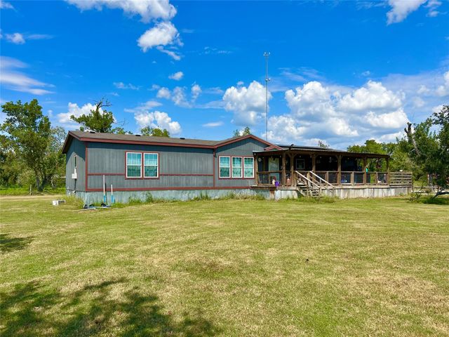 8352 County Road 860, Sweeny, TX 77480