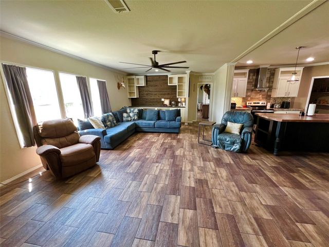 8352 County Road 860, Sweeny, TX 77480