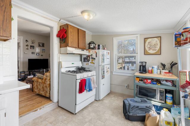 2048 Carroll Avenue, Saint Paul, MN 55104