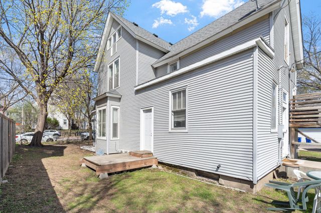 2048 Carroll Avenue, Saint Paul, MN 55104