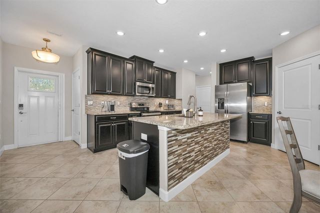 5314 STOIC VALE DRIVE, Wimauma, FL 33598