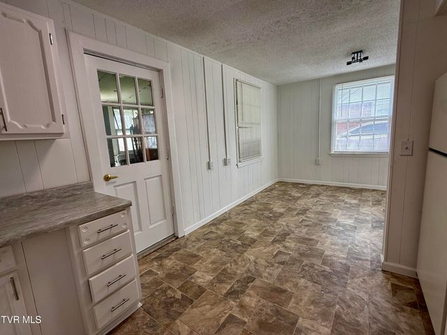 520 West Sullivan Street, Kingsport, TN 37660