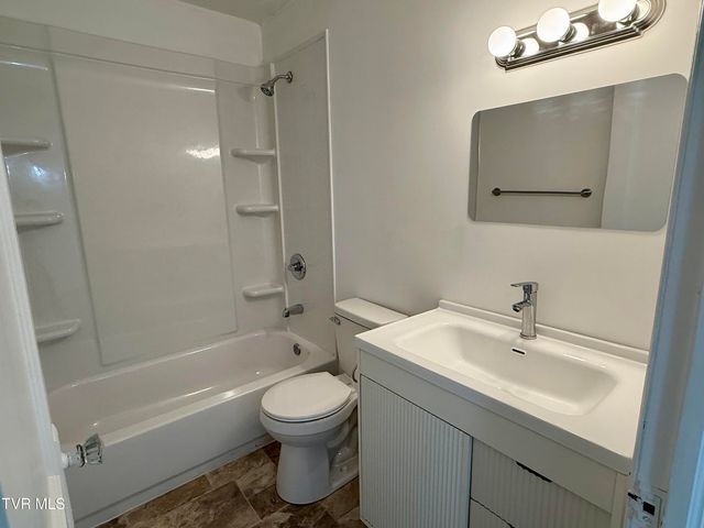 520 West Sullivan Street, Kingsport, TN 37660