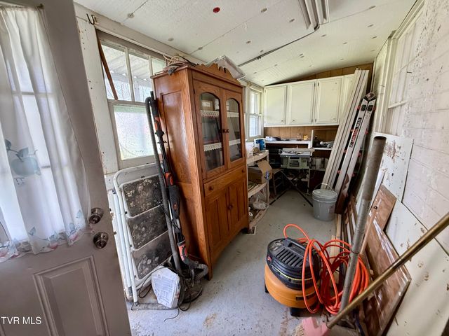 520 West Sullivan Street, Kingsport, TN 37660