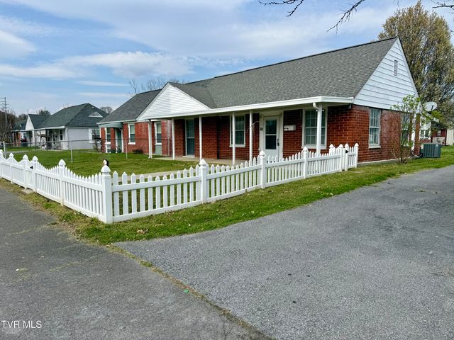 520 West Sullivan Street, Kingsport, TN 37660