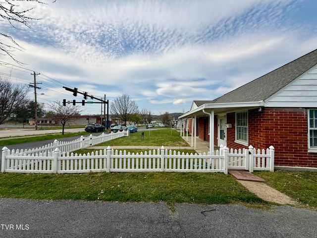 520 West Sullivan Street, Kingsport, TN 37660