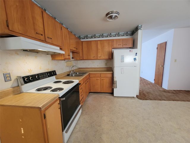 513 E 37TH. Street, Erie, PA 16504