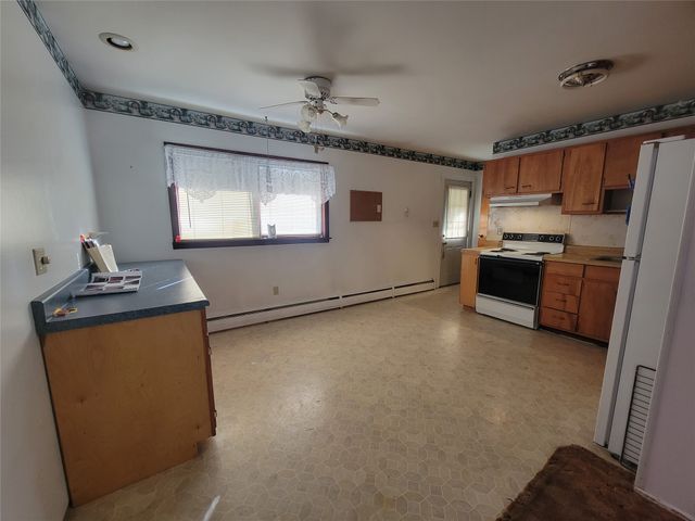 513 E 37TH. Street, Erie, PA 16504