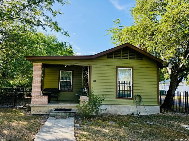 611 THOMAS JEFFERSON DR, San Antonio, TX 78228