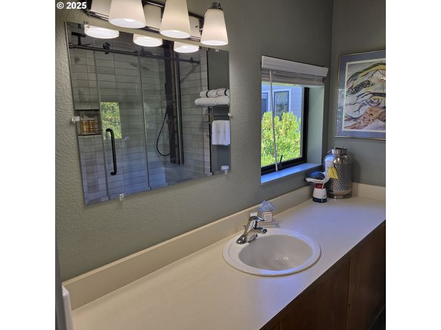 1000 Se BAY Blvd 504-604, Newport, OR 97365