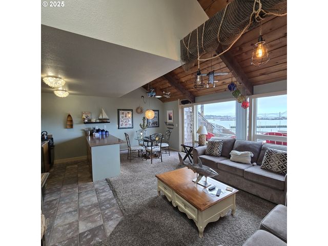 1000 Se BAY Blvd 504-604, Newport, OR 97365