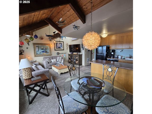 1000 Se BAY Blvd 504-604, Newport, OR 97365