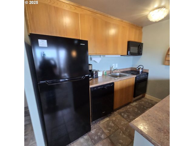 1000 Se BAY Blvd 504-604, Newport, OR 97365