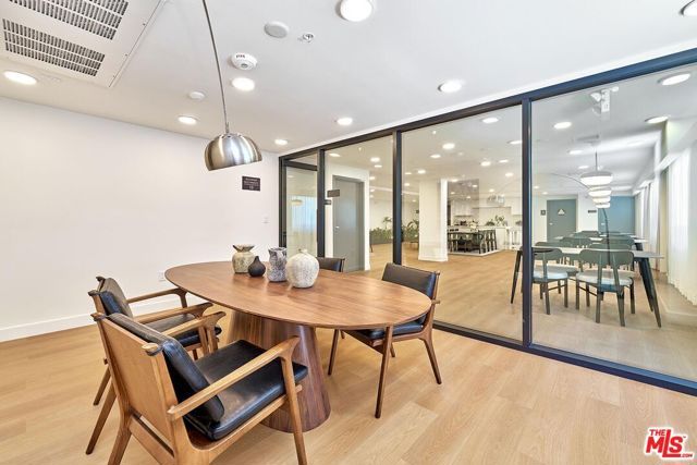 510 S Oxford Avenue 814, Los Angeles, CA 90020