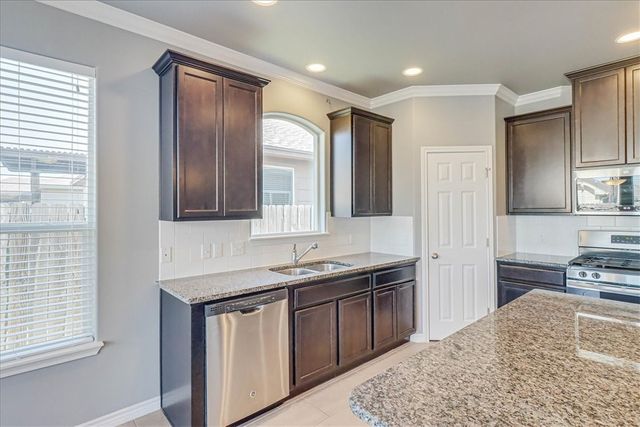 2217 Ibis St, Corpus Christi, TX 78414