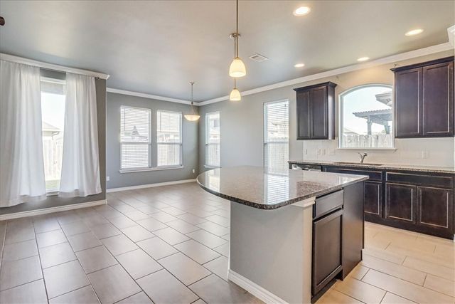 2217 Ibis St, Corpus Christi, TX 78414