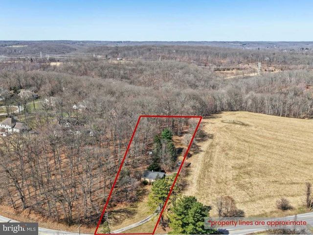 18700 GRAYSTONE RD, White Hall, MD 21161