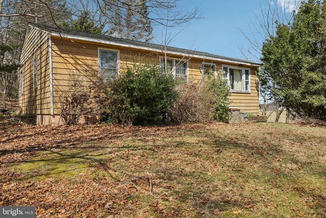 18700 GRAYSTONE RD, White Hall, MD 21161