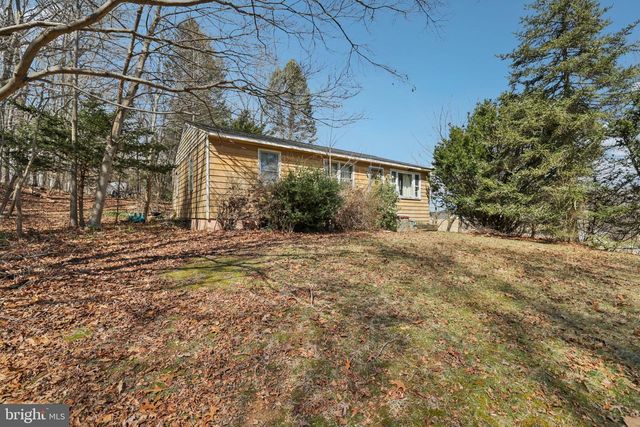 18700 GRAYSTONE RD, White Hall, MD 21161