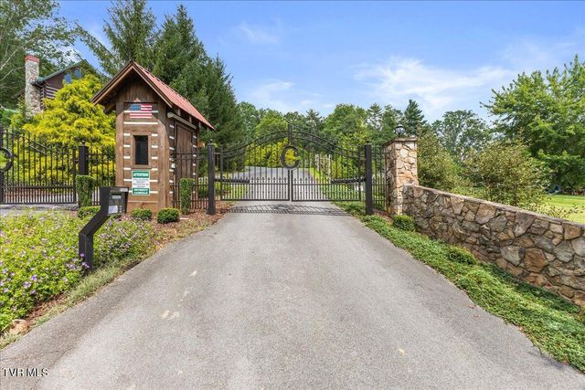 4014 Callalantee Drive, Mountain City, TN 37683