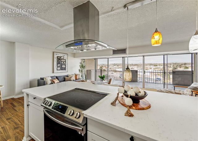 411 Lakewood Circle B430, Colorado Springs, CO 80910