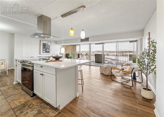 411 Lakewood Circle B430, Colorado Springs, CO 80910