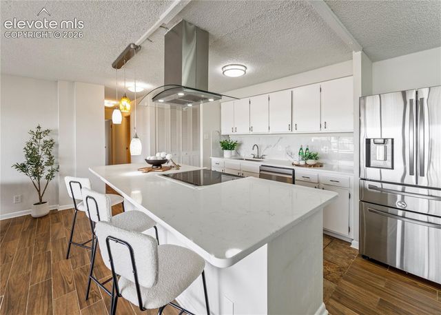 411 Lakewood Circle B430, Colorado Springs, CO 80910