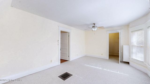 5 Maple Ct, Louisville, KY 40214