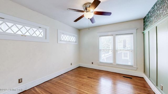 5 Maple Ct, Louisville, KY 40214