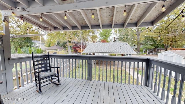 5 Maple Ct, Louisville, KY 40214