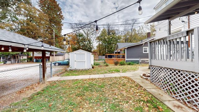 5 Maple Ct, Louisville, KY 40214