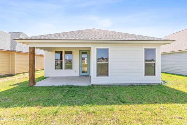 312 Gun Runner Drive, Carencro, LA 70520