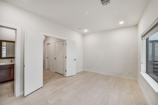 716 W Drew Street, Houston, TX 77006