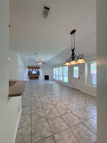 3210 Woodcreek Glen Lane, Houston, TX 77073