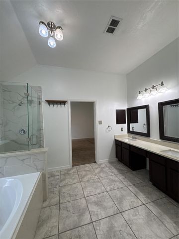 3210 Woodcreek Glen Lane, Houston, TX 77073