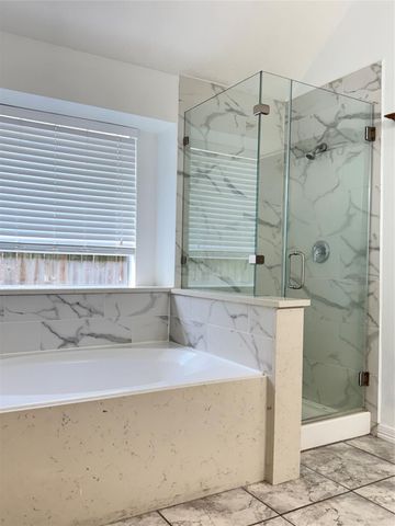 3210 Woodcreek Glen Lane, Houston, TX 77073