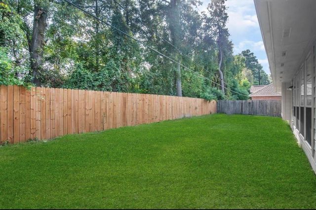 3210 Woodcreek Glen Lane, Houston, TX 77073